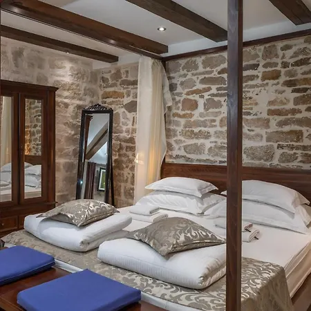 Apartman Luxury Spacious In The Heart Of *