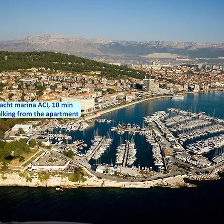 شقة Luxury Spacious In The Heart Of *