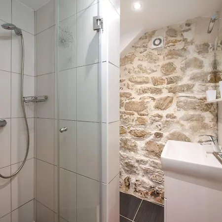 Apartment Luxury Spacious In The Heart Of