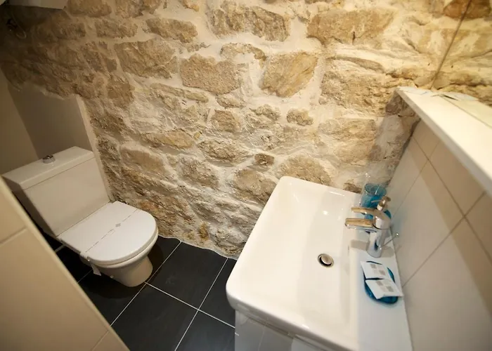 公寓 Luxury Spacious In The Heart Of 斯普利特