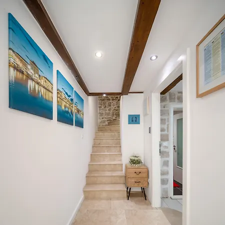Lägenhet Luxury Spacious In The Heart Of Split